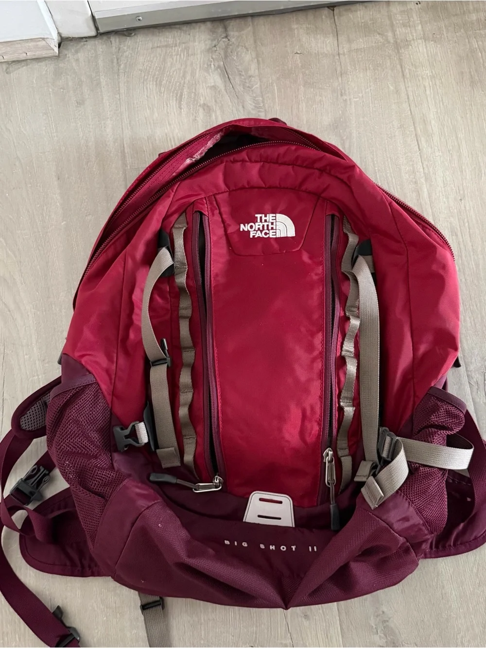 The North Face Big Shot II Red Backpack Hiking Travel School 32L